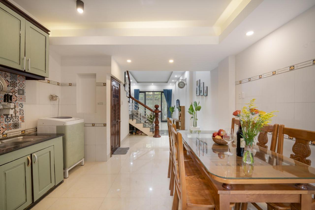 Sky House - 4bedroom-free Airport- My Khe Beach- 14 An Thuong 17 Villa Da Nang